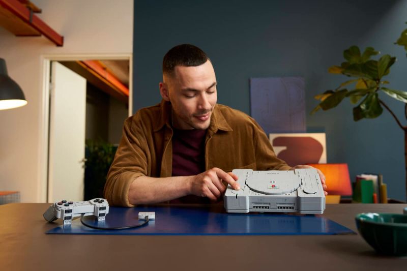 Najlepsze LEGO dla graczy - konsola PlayStation z klocków