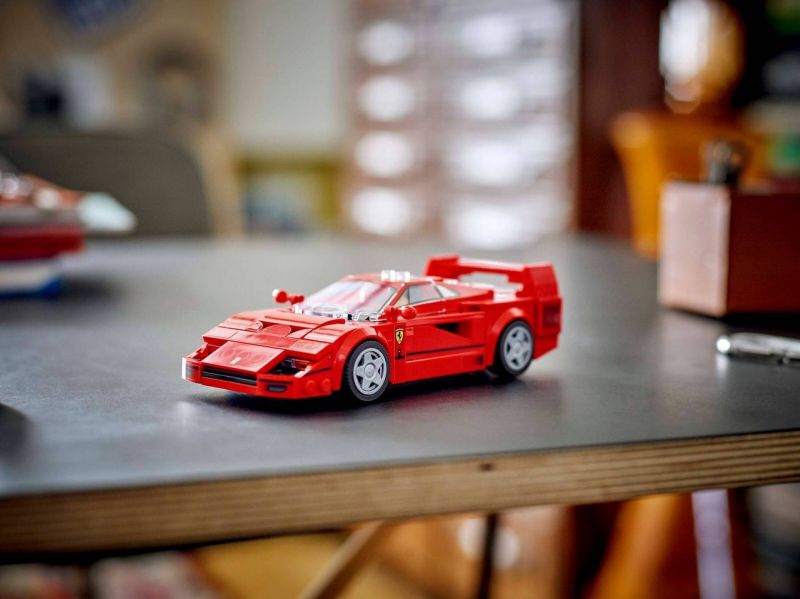 Ferrari F40 - najlepsze auta z LEGO Speed Champions