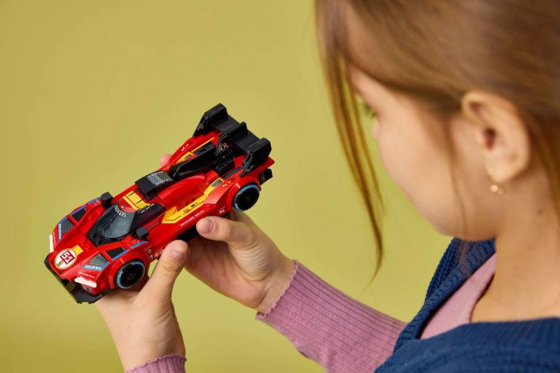 Ferrari 499P - najlepsze auta LEGO